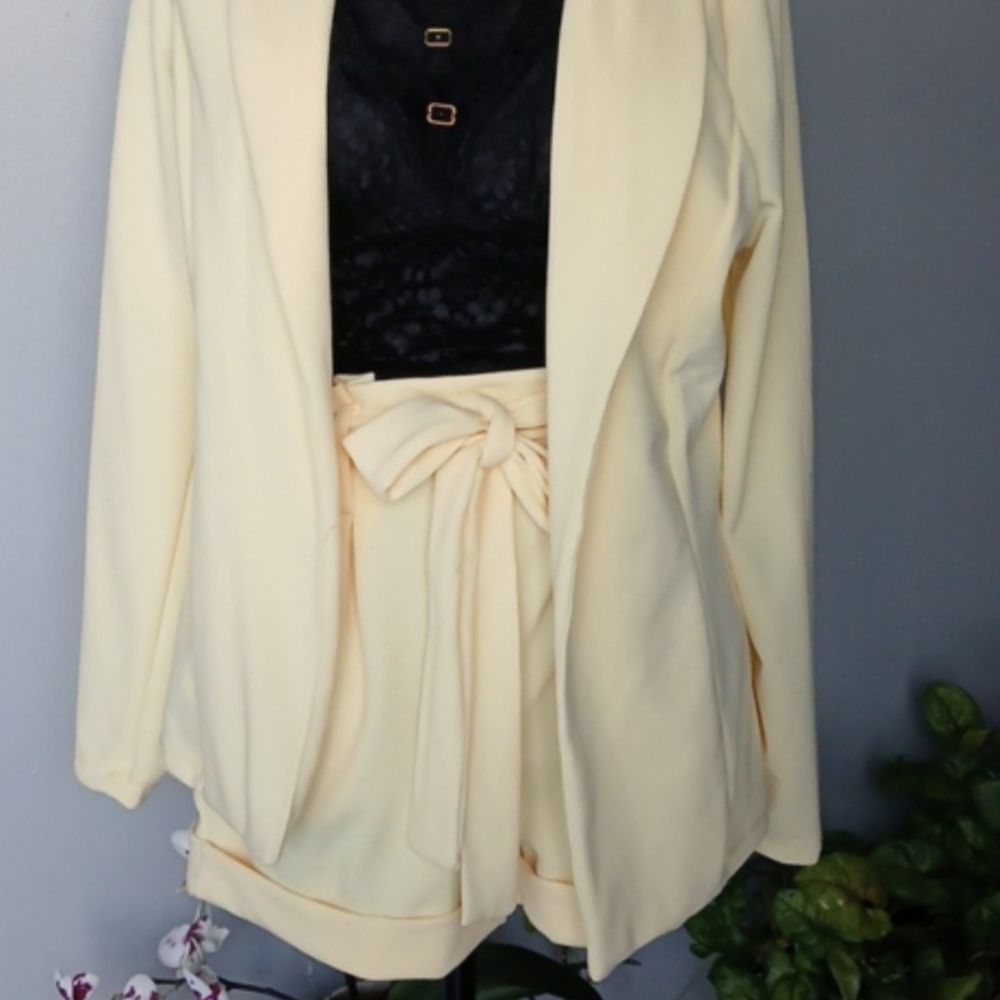 Haute Monde Cream Blazer and Shorts Set